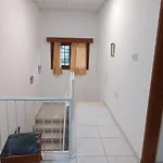 山林小屋 Kampi Double Storey House In The Village 尼科西亚