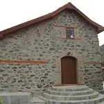 Kampi Double Storey House In The Village 山林小屋