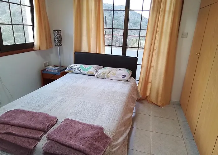 Kampi Double Storey House In The Village