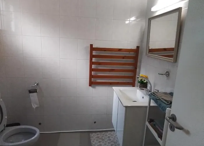 Lodge Kampi Double Storey House In The Village