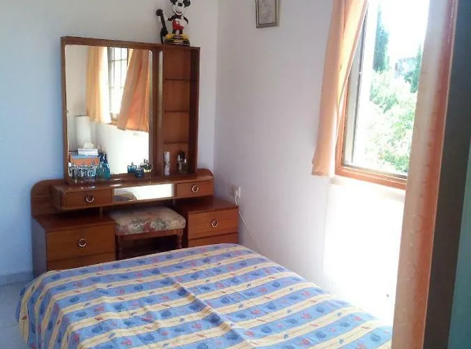 Kampi Double Storey House In The Village