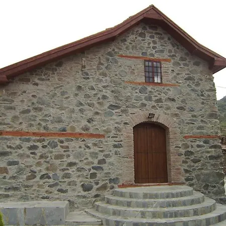 Kampi Double Storey House In The Village Gerendaház